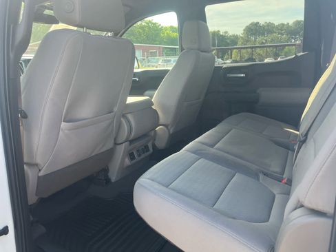 Used 2020 Chevrolet Silverado 1500 LT w/ Texas Edition image 15