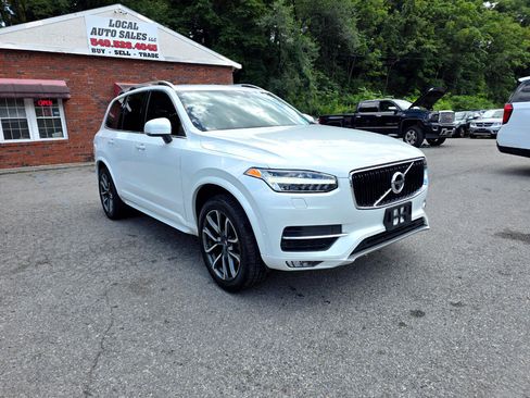 Used 2018 Volvo XC90 T5 Momentum w/ Convenience Package image 3