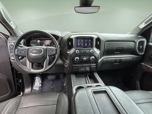 Used 2020 GMC Sierra 1500 Denali w/ Denali Ultimate Package AWD/4WD image 18