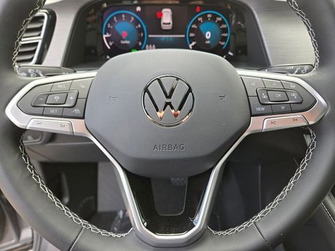 New 2025 Volkswagen Atlas Cross Sport SE AWD/4WD image 10