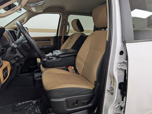 Used 2019 RAM 3500 Big Horn image 8