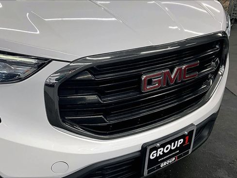 Used 2020 GMC Terrain SLE FWD image 30