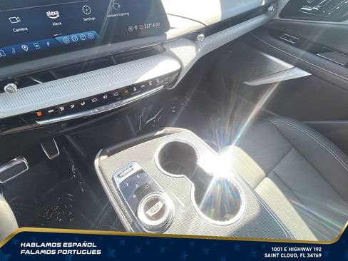 Used 2025 Cadillac Optiq Sport 2 w/ LPO, Floor Liner Package AWD/4WD image 22