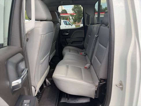 Used 2019 Chevrolet Silverado 2500 W/T w/ WT Convenience Package RWD image 17