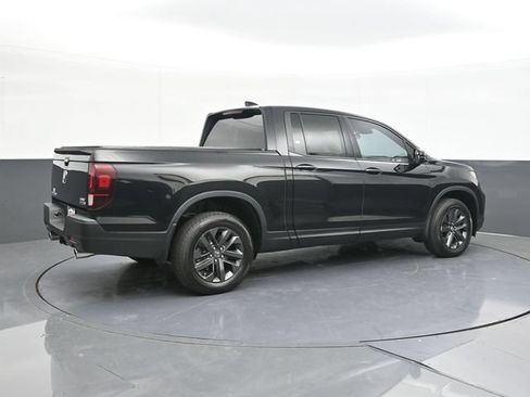 Used 2023 Honda Ridgeline Sport image 15