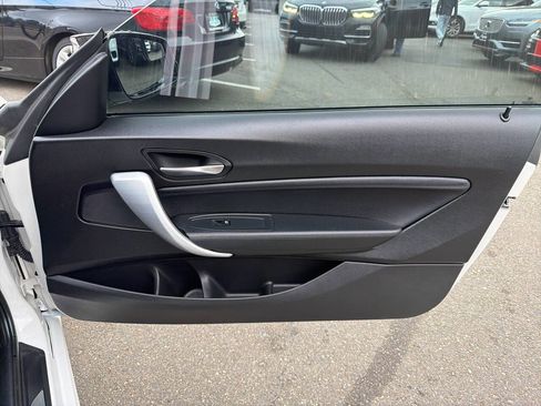 Used 2016 BMW M235i Coupe image 21