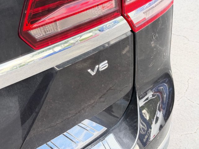 Used 2019 Volkswagen Atlas SEL FWD image 16