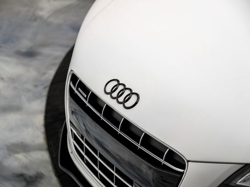 Used 2010 Audi R8 V10 image 37