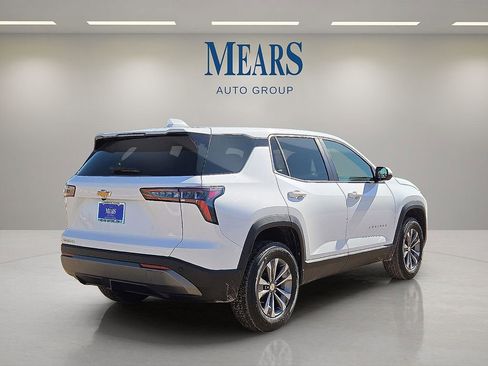 Used 2026 Chevrolet Equinox LT image 5