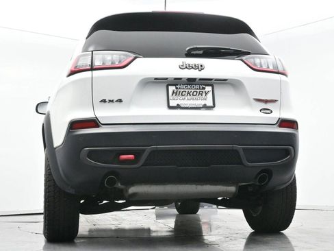 Used 2022 Jeep Cherokee Trailhawk w/ Premium Leather Package AWD/4WD image 51