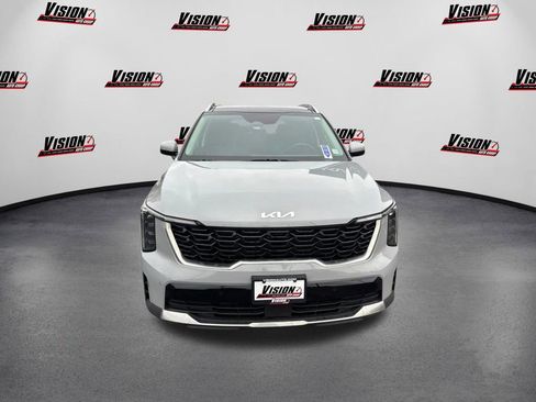 Certified 2025 Kia Sorento S w/ Panoramic Sunroof Package image 2