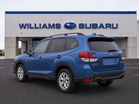 Used 2021 Subaru Forester AWD/4WD image 3