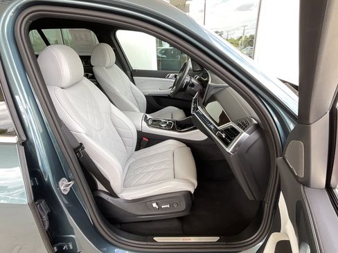 Used 2026 BMW X5 xDrive40i w/ Premium Package AWD/4WD image 22