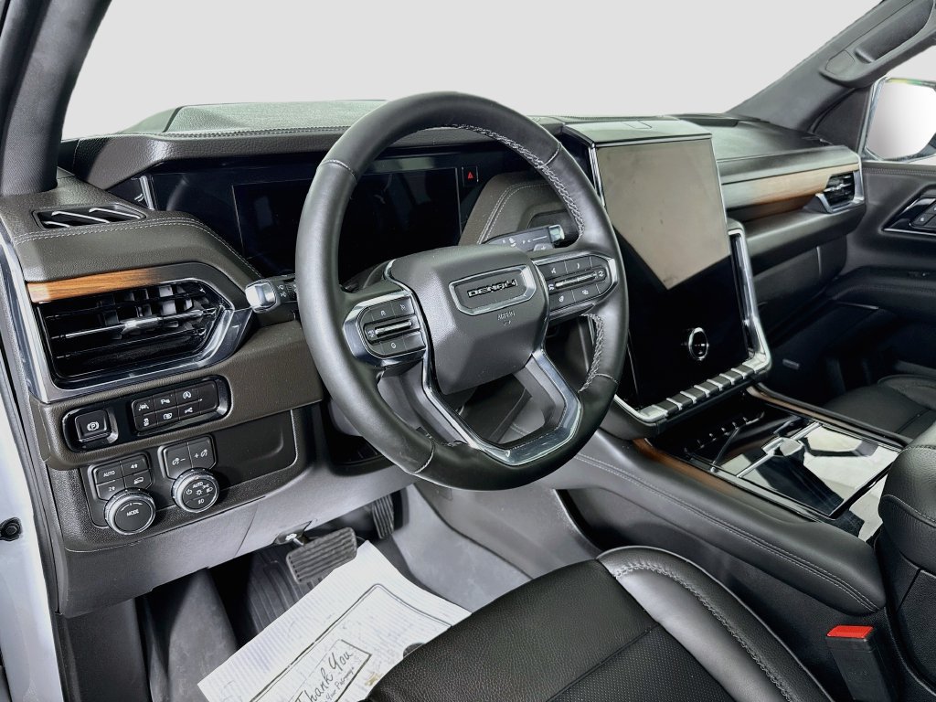 Used 2026 GMC Yukon XL Denali w/ Sun & Power Step Package AWD/4WD image 9