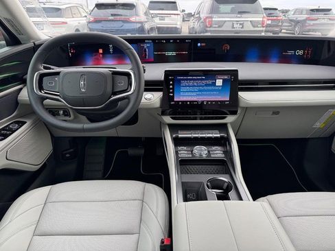 New 2026 Lincoln Nautilus Premier image 11