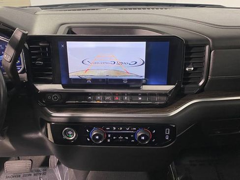 Certified 2022 Chevrolet Silverado 1500 RST image 22