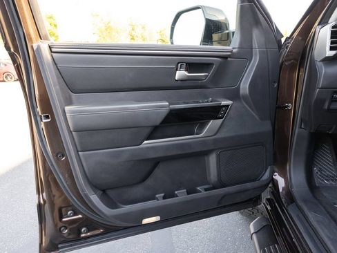 Used 2023 Toyota Tundra Limited AWD/4WD image 14