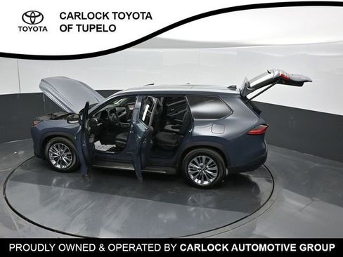 Used 2025 Toyota Grand Highlander AWD image 75