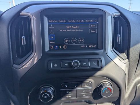 Used 2021 Chevrolet Silverado 1500 Custom w/ Rally Edition image 23