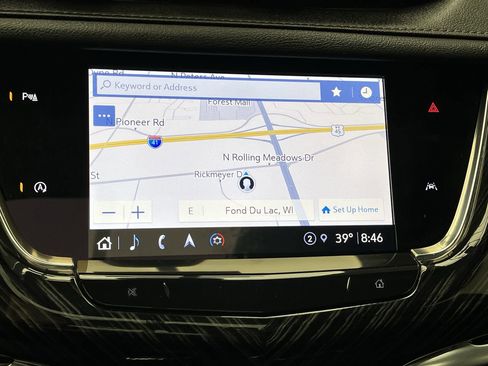 Certified 2025 Cadillac XT6 Premium Luxury image 5