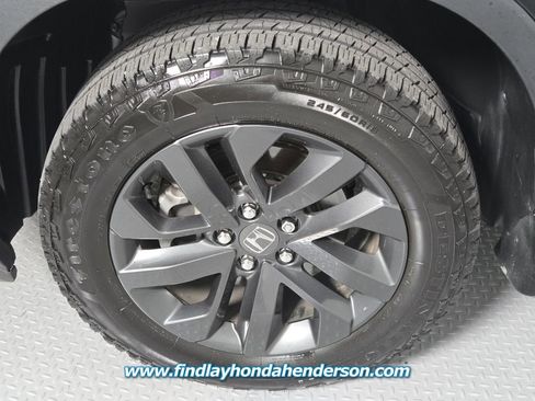 Certified 2025 Honda Ridgeline Sport image 9