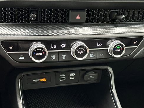Used 2025 Honda CR-V EX image 20