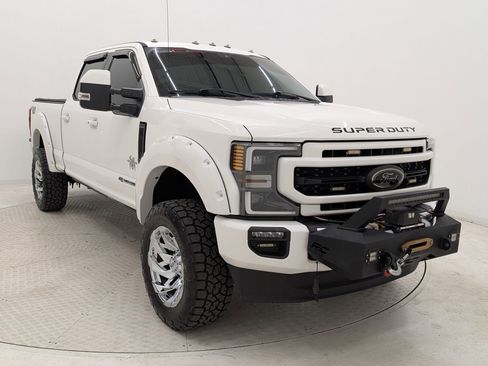 Used 2021 Ford F250 Lariat image 7
