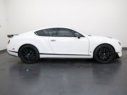 Used 2015 Bentley Continental GT3-R AWD/4WD image 2