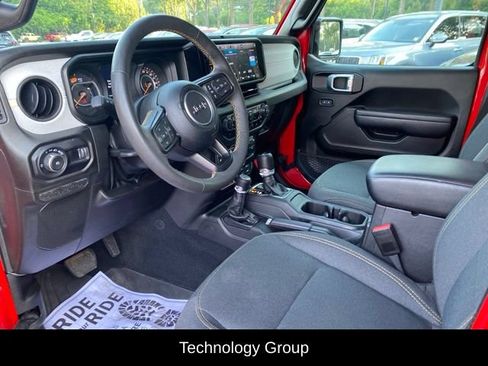 Used 2024 Jeep Wrangler Unlimited Sport AWD/4WD image 6