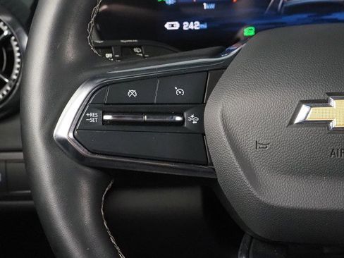 Used 2024 Chevrolet Blazer EV LT image 20