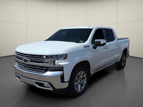 Used 2022 Chevrolet Silverado 1500 LTZ w/ Technology Package AWD/4WD image 4
