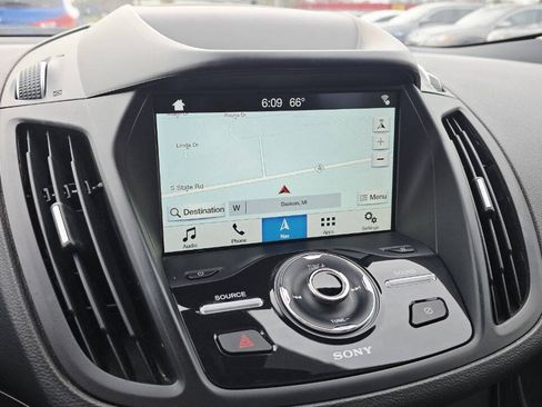 Used 2019 Ford Escape Titanium AWD/4WD image 19