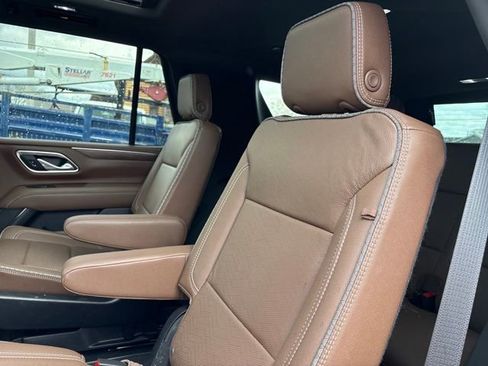 Used 2024 Chevrolet Tahoe High Country AWD/4WD image 22