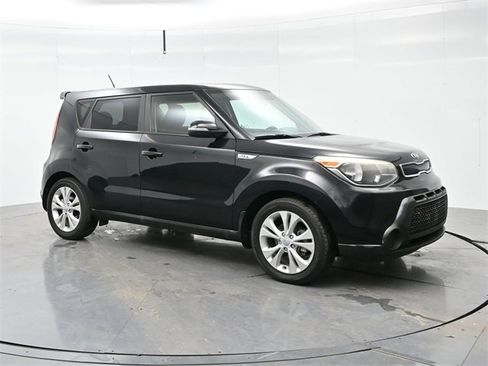 Used 2014 Kia Soul + image 1