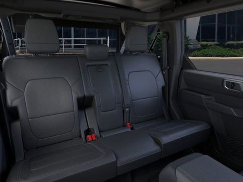 New 2025 Ford Bronco Badlands w/ Sasquatch Package image 11