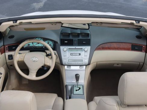 Used 2006 Toyota Solara SLE FWD image 8