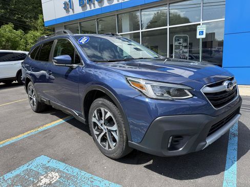 Used 2021 Subaru Outback Limited AWD/4WD image 1