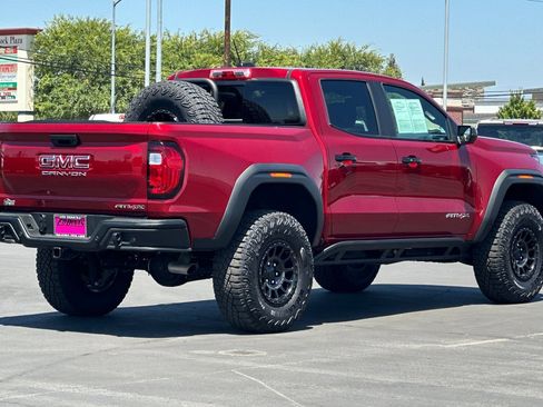 Used 2026 GMC Canyon AT4X w/ AT4X AEV Edition AWD/4WD image 4