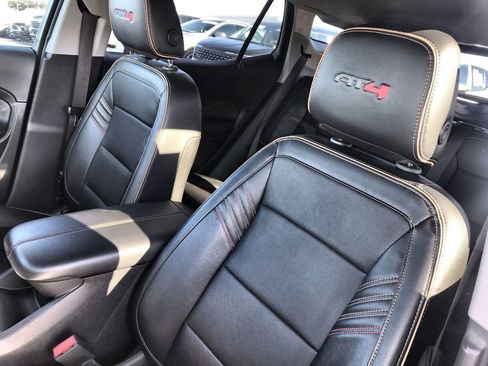 Used 2023 GMC Terrain AT4 image 11