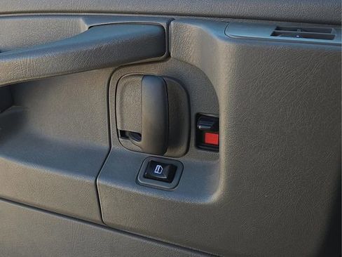 Used 2013 Chevrolet Express 3500 LT w/ LT Preferred Equipment Group image 21