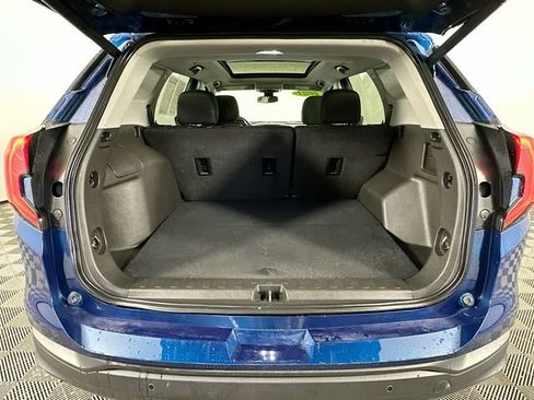 Used 2021 GMC Terrain SLE w/ GMC Pro Grade Package image 31