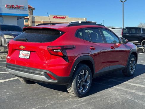 New 2026 Chevrolet Trax LT w/ Driver Confidence Package image 3