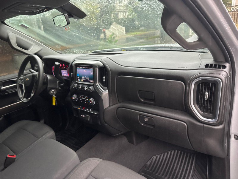 Used 2020 Chevrolet Silverado 1500 LT AWD/4WD image 23
