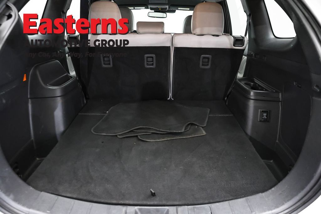 Used 2020 Mitsubishi Outlander SEL AWD/4WD image 23