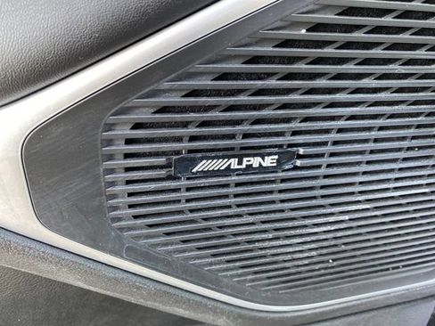 Used 2024 Jeep Wagoneer Series II AWD/4WD image 18
