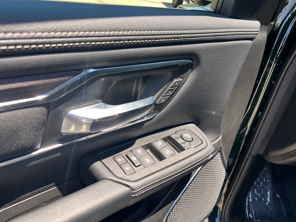 New 2026 RAM 1500 Laramie w/ Night Edition AWD/4WD image 21