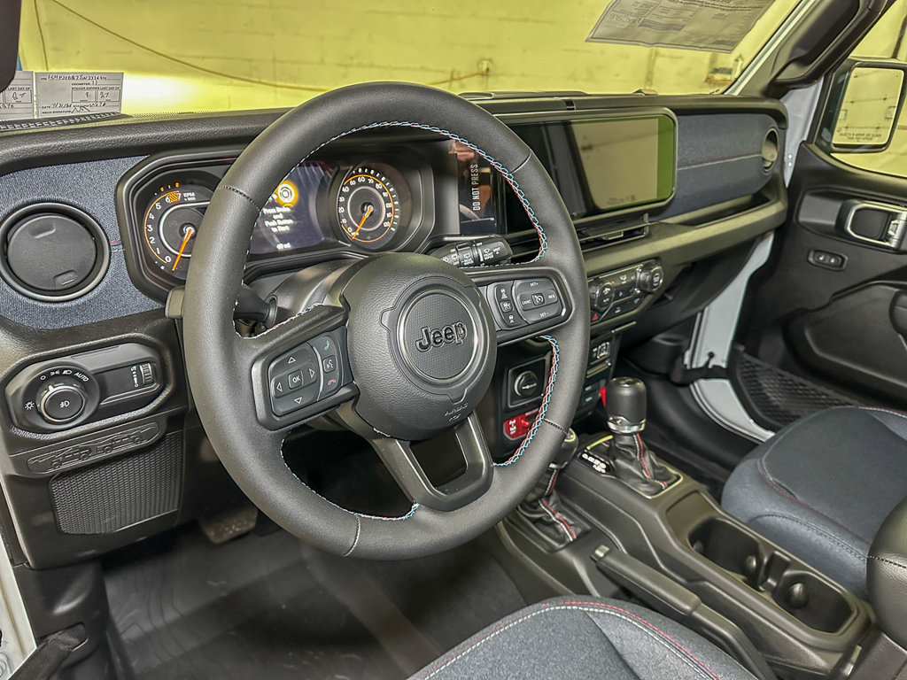 New 2026 Jeep Wrangler Unlimited Sport w/ Dual Top Group AWD/4WD image 22