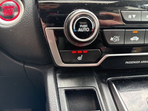 Used 2018 Honda CR-V Touring image 18