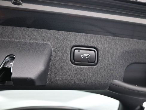 New 2026 Kia Sportage SX FWD image 24