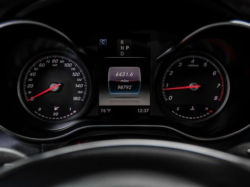 Used 2019 Mercedes-Benz GLC 300 image 22